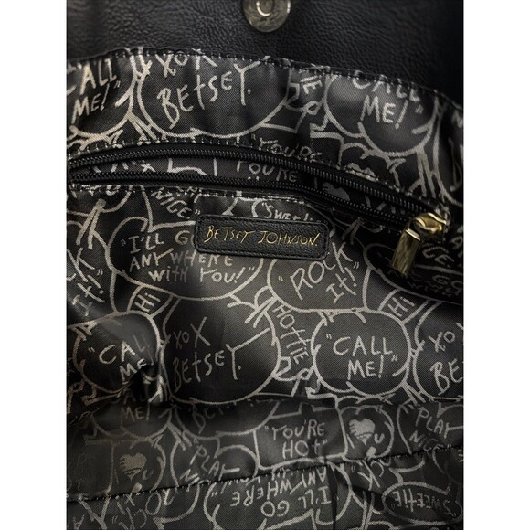 Betsey Johnson White/Black Stripe W/ Pink Quilted Hearts/Bow large Tote Bag - Picture 10 of 11